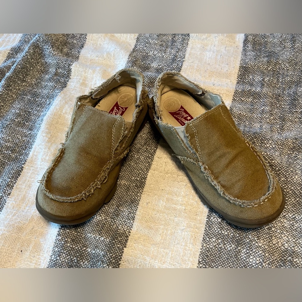 Kids Tony Lama SZ 4 Lindale Tan Canvas Loafer SlipOn
Shoes
